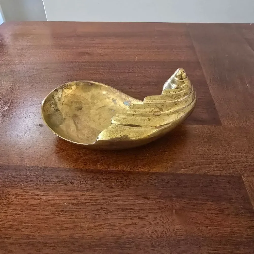 Vintage Solid Brass Footed‎ Winged Shell Catch-all